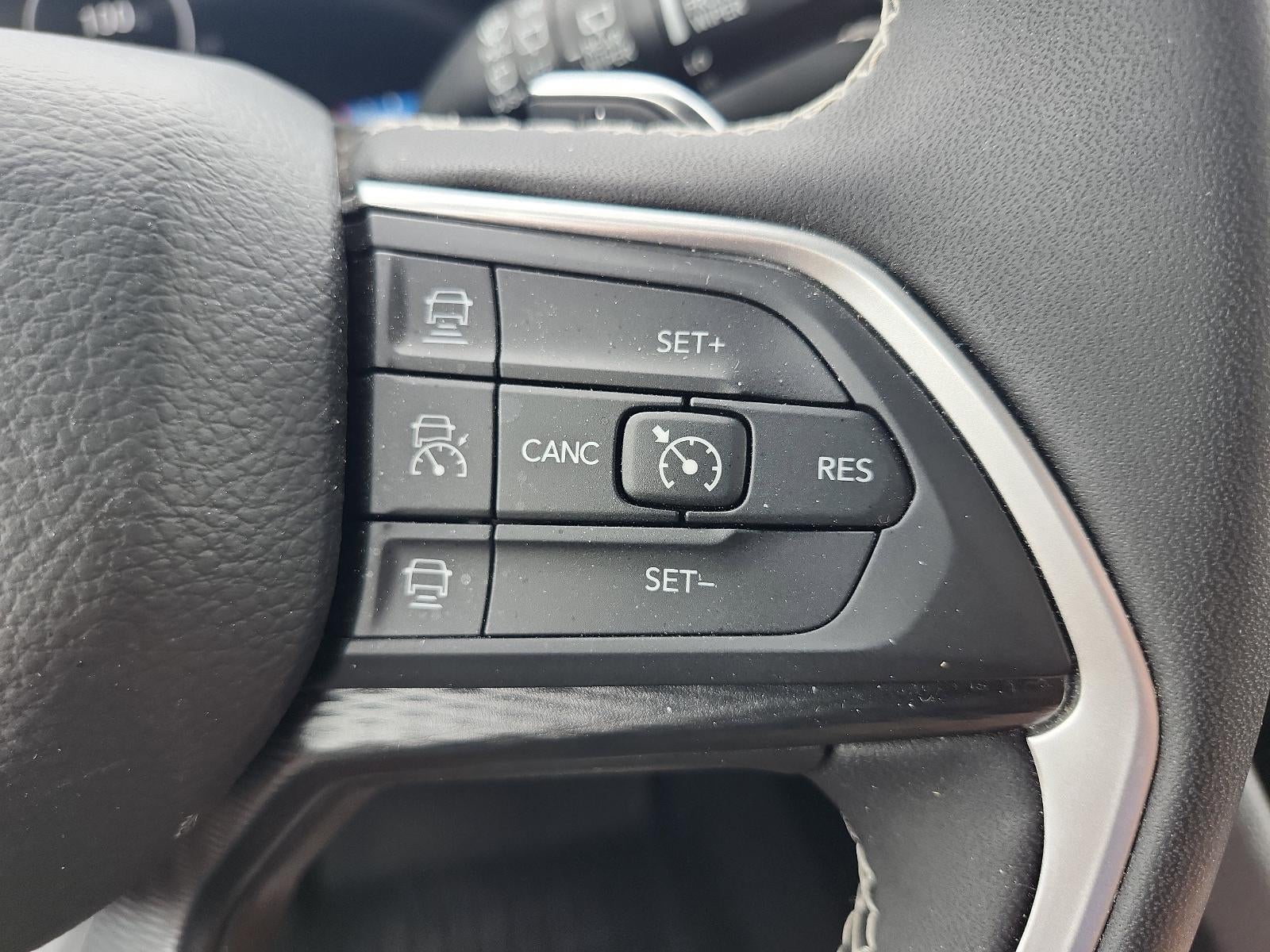 2025 Jeep Grand Cherokee L Laredo