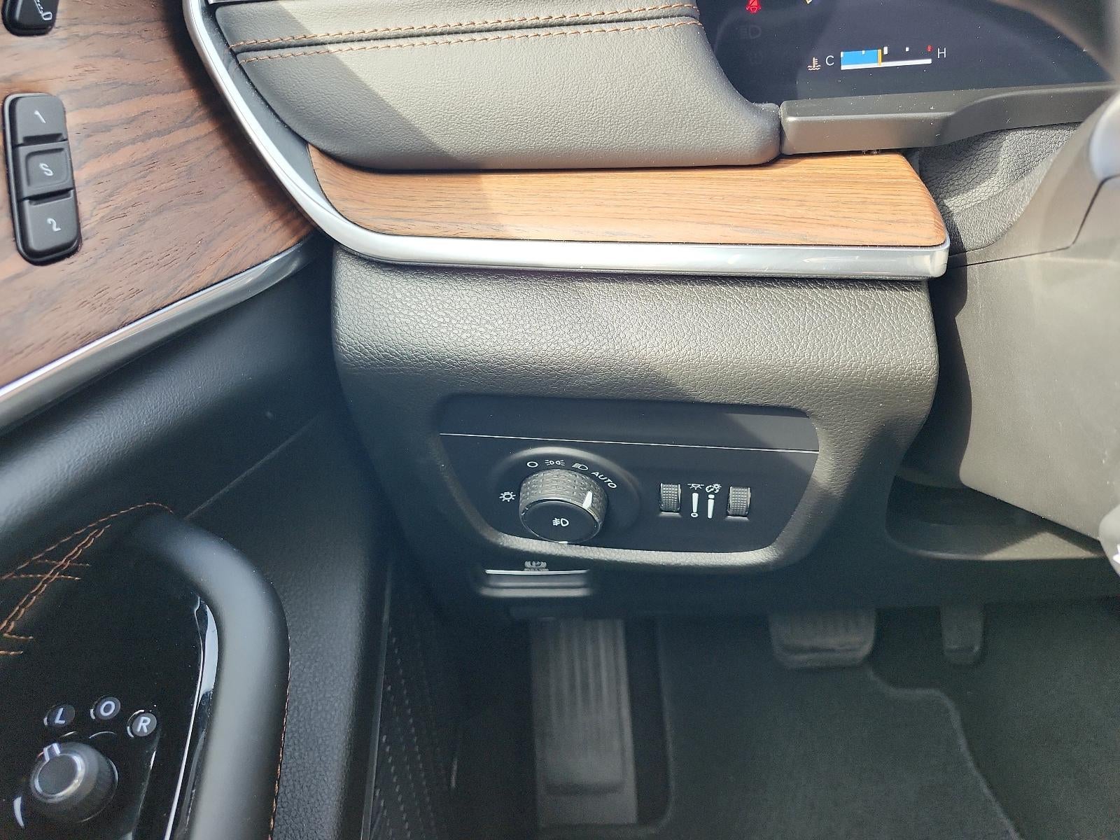 2023 Jeep Grand Cherokee L Summit