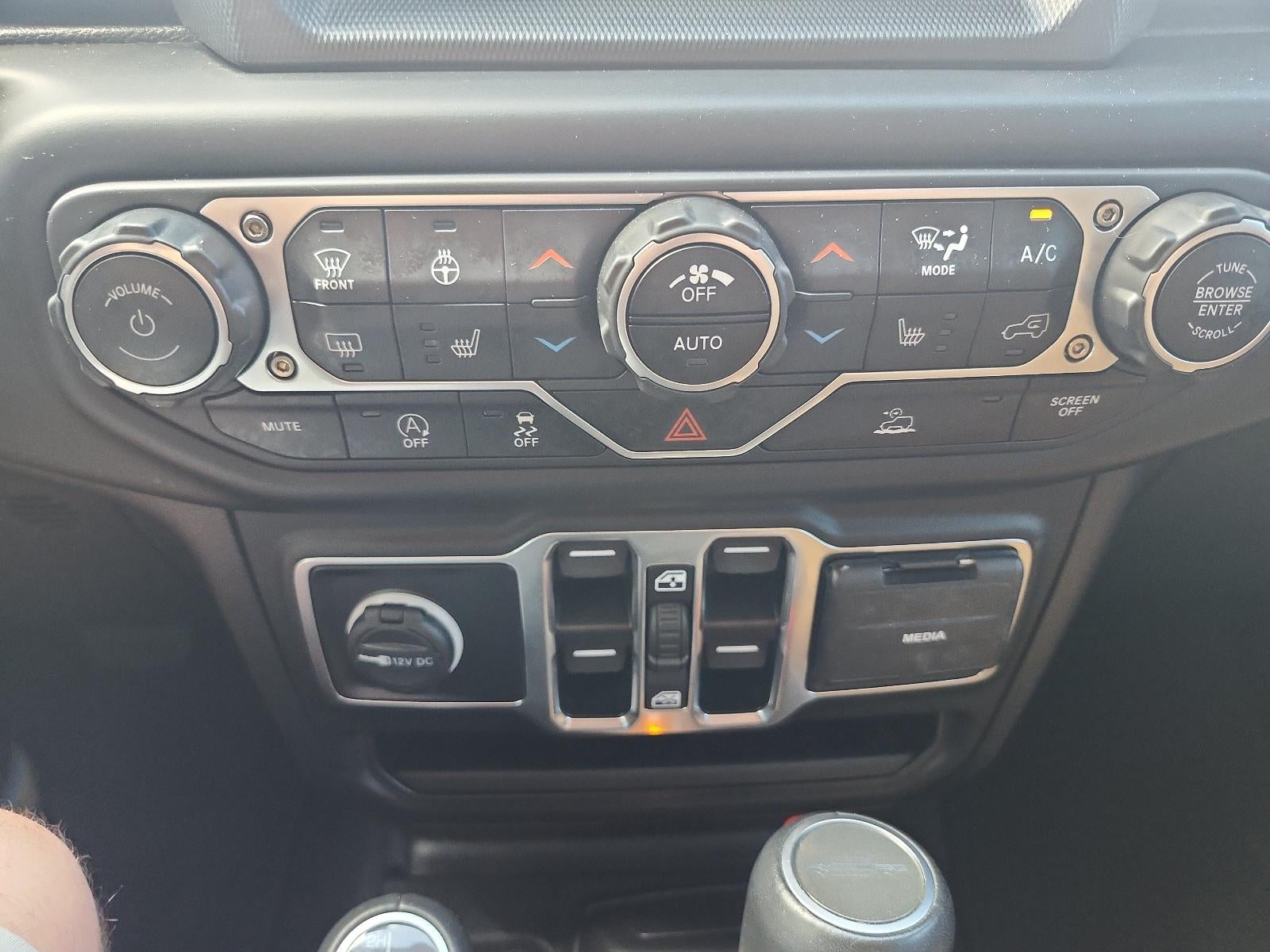 2023 Jeep Gladiator Overland