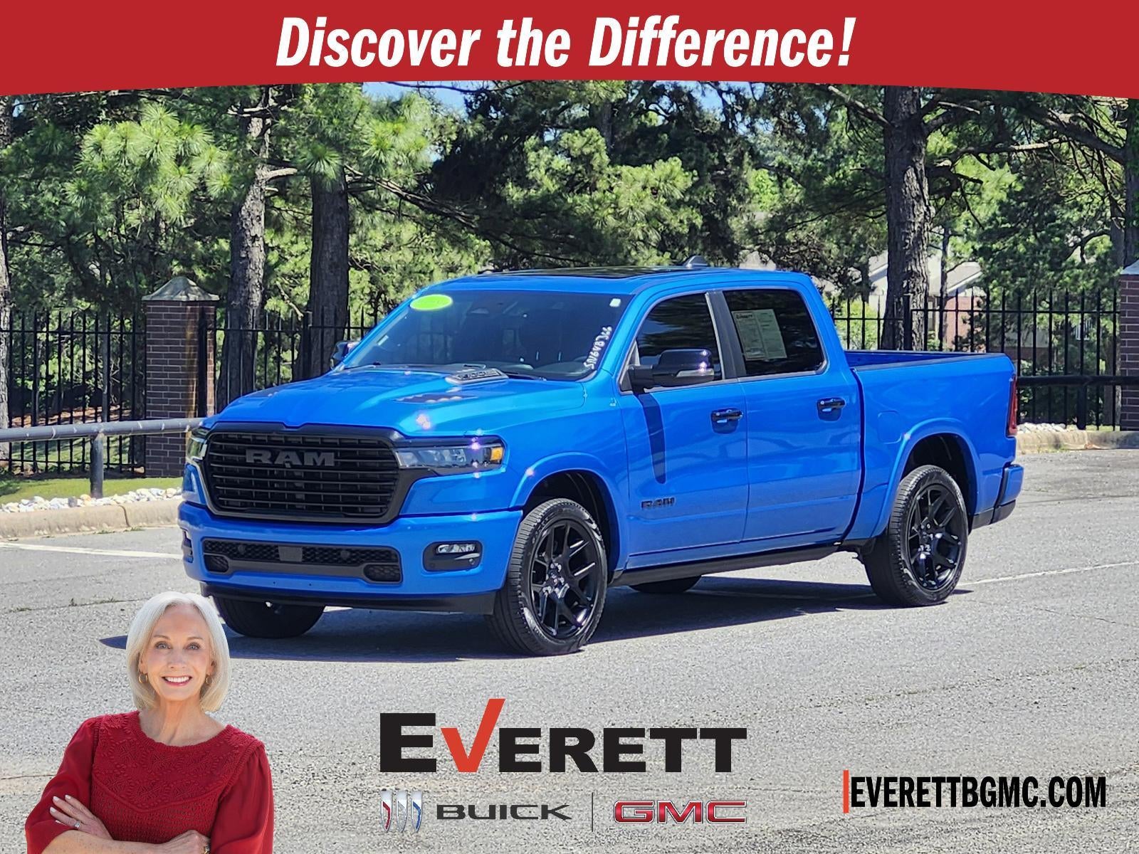 2025 RAM 1500 Laramie 4x4 Crew Cab 5'7's photo