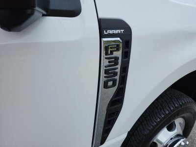 2024 Ford Super Duty F-350 DRW LARIAT