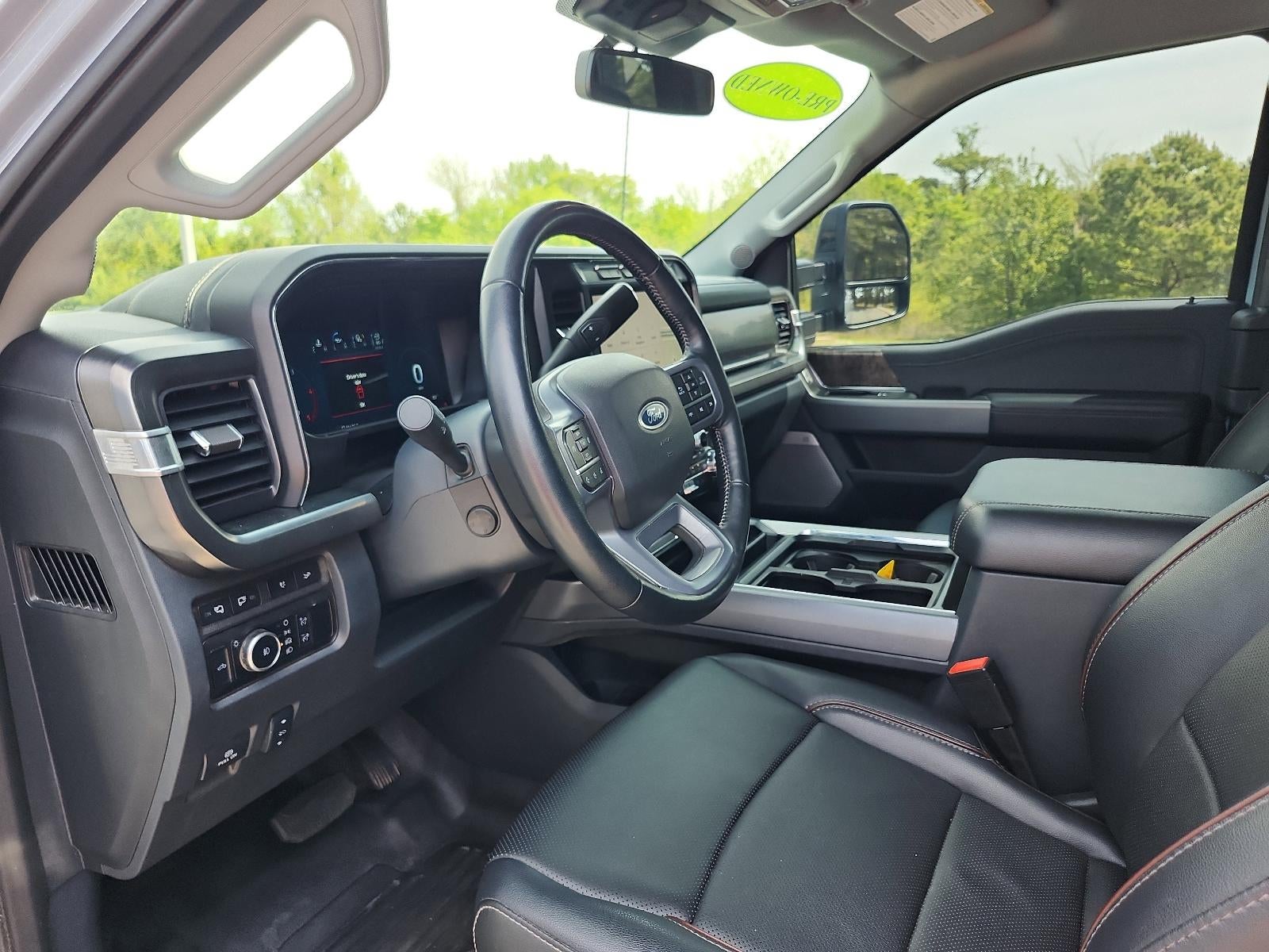 2024 Ford F-350 LARIAT