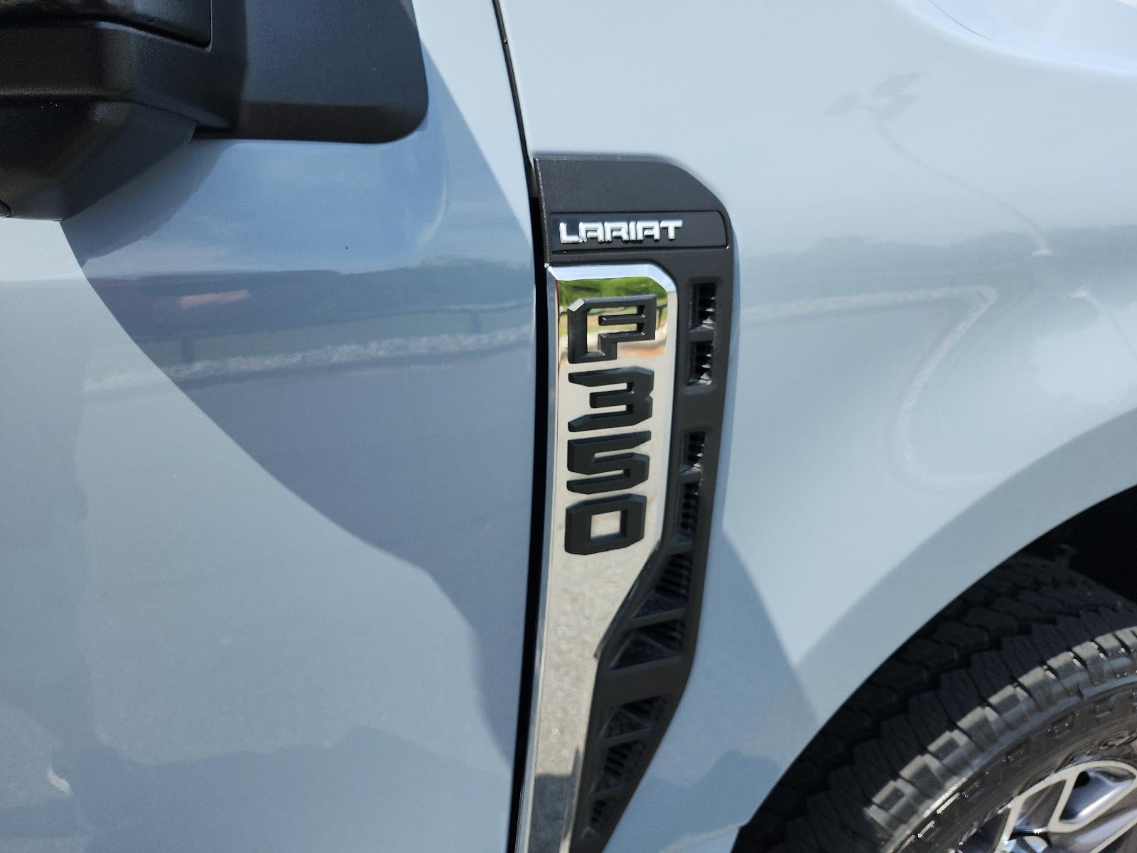 2024 Ford F-350 LARIAT