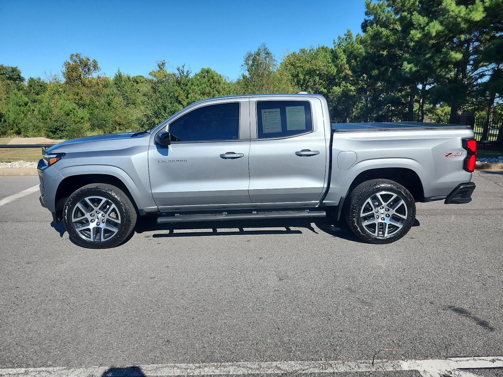 Used 2024 Chevrolet Colorado Z71 with VIN 1GCPTDEK7R1197439 for sale in Little Rock