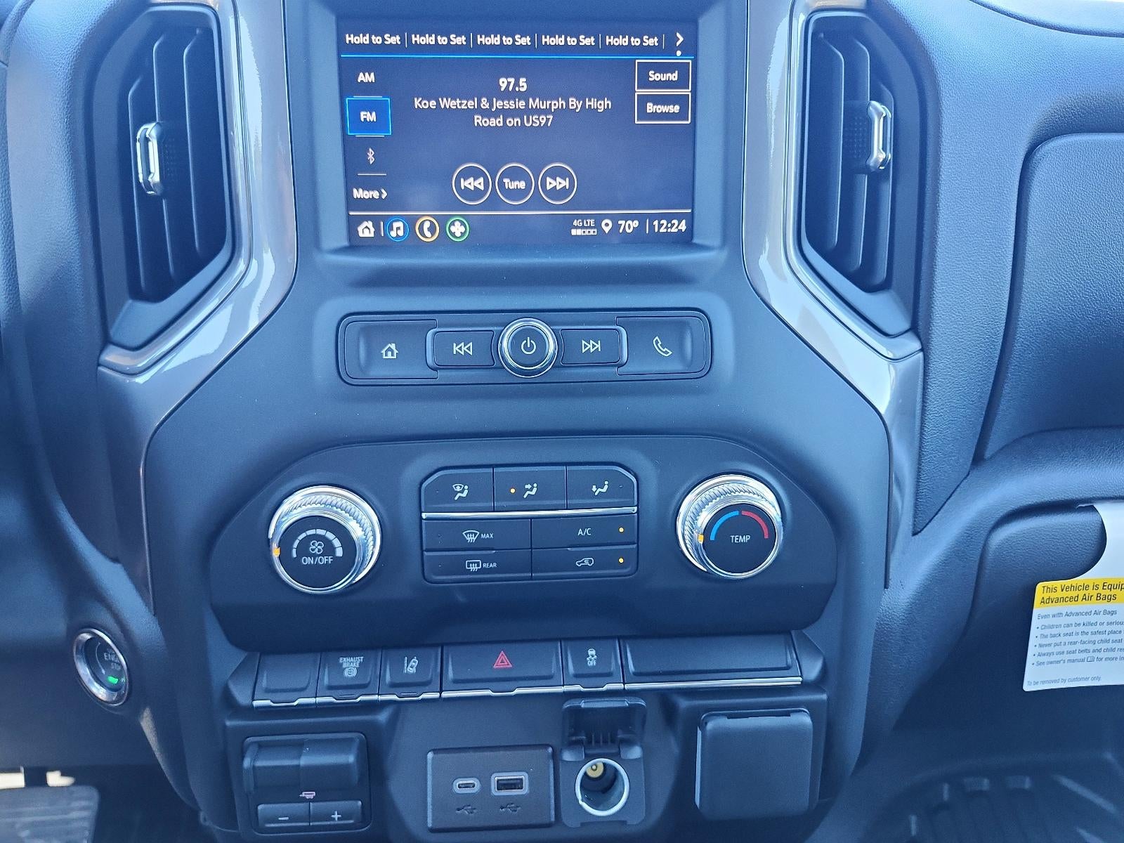 2026 GMC Sierra 3500 HD Chassis Cab 4WD Reg Cab 171" WB, 84.5" CA Pro