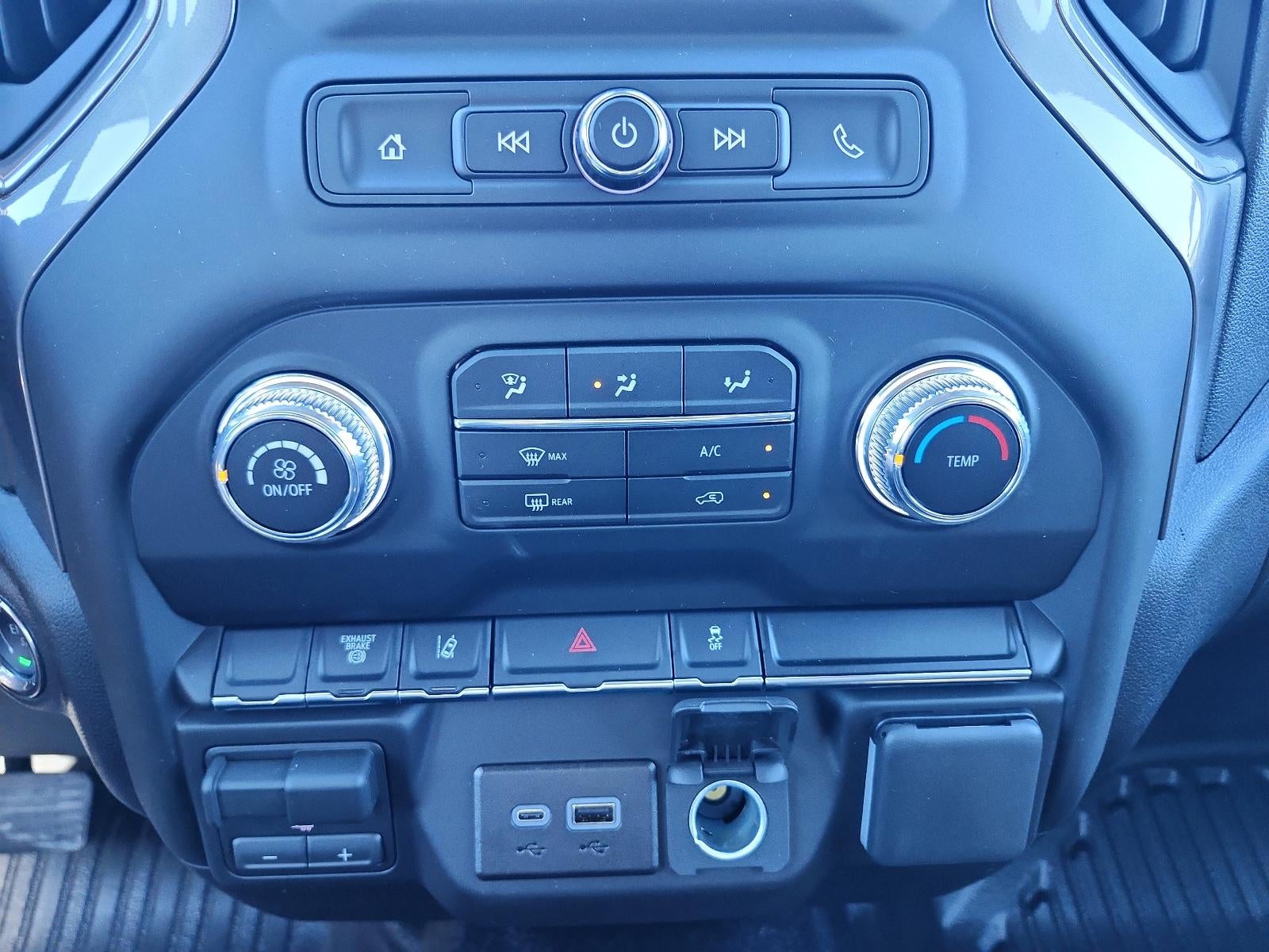 2026 GMC Sierra 3500 HD Chassis Cab 4WD Reg Cab 171" WB, 84.5" CA Pro