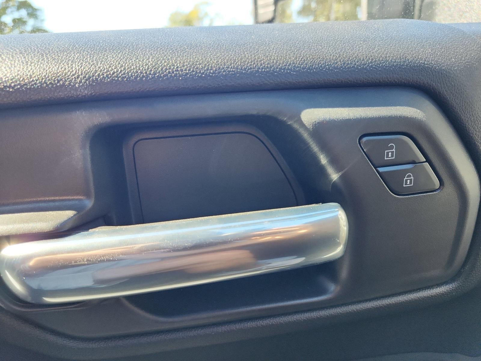 2026 GMC Sierra 3500 HD Chassis Cab 4WD Reg Cab 171" WB, 84.5" CA Pro