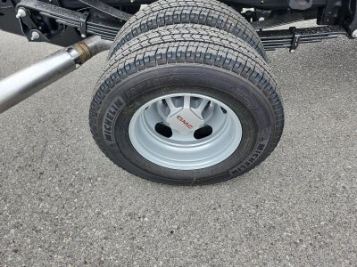 2026 GMC Sierra 3500 HD Chassis Cab 4WD Crew Cab 177" WB, 60" CA Pro