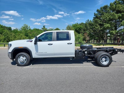 2026 GMC Sierra 3500 HD Chassis Cab 4WD Crew Cab 177" WB, 60" CA Pro