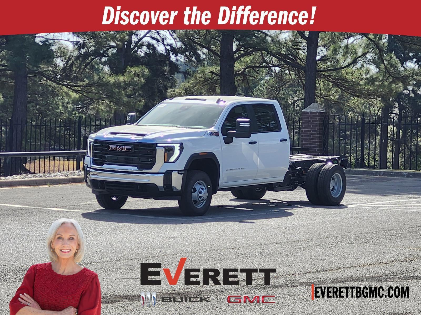 2026 GMC Sierra 3500 HD Chassis Cab 4WD Crew Cab 177" WB, 60" CA Pro