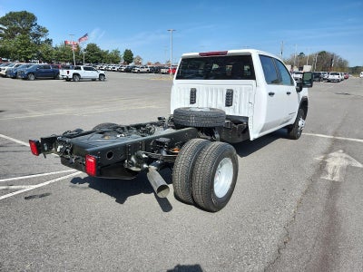 2026 GMC Sierra 3500 HD Chassis Cab 4WD Crew Cab 177" WB, 60" CA Pro