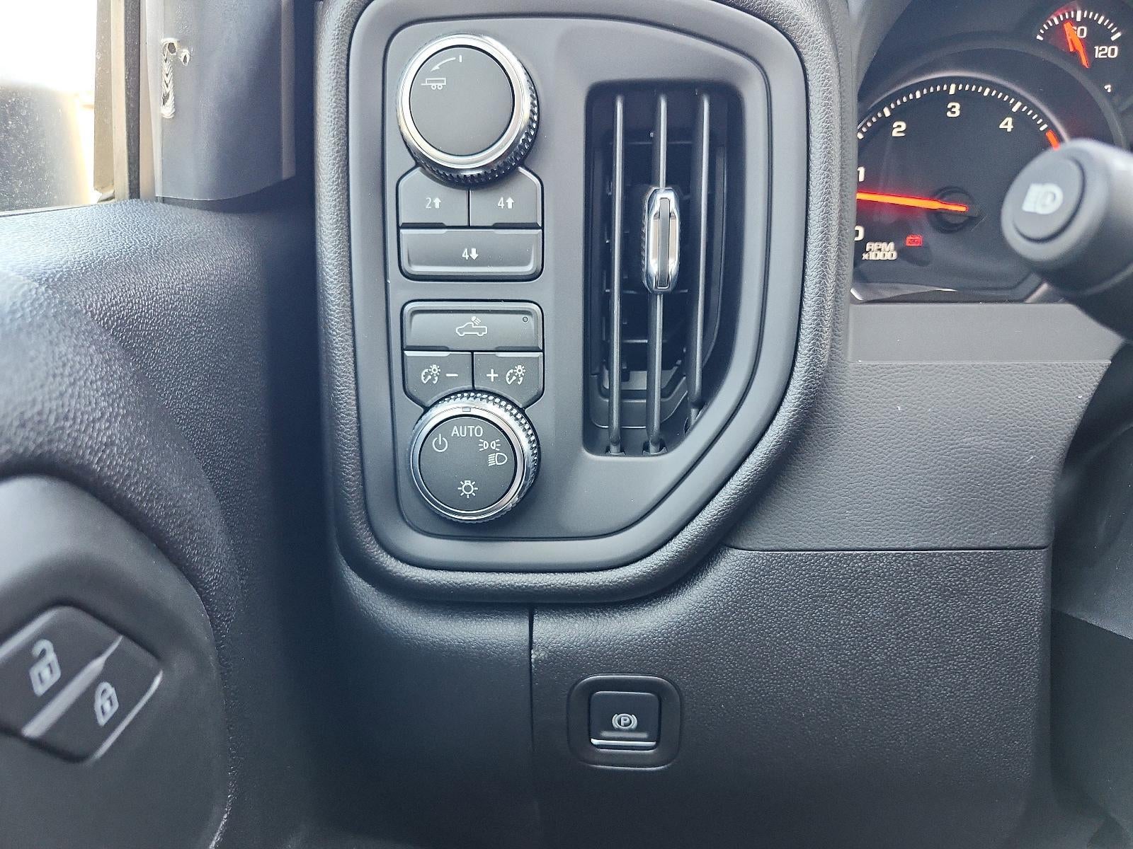 2026 GMC Sierra 3500 HD Chassis Cab 4WD Crew Cab 177" WB, 60" CA Pro