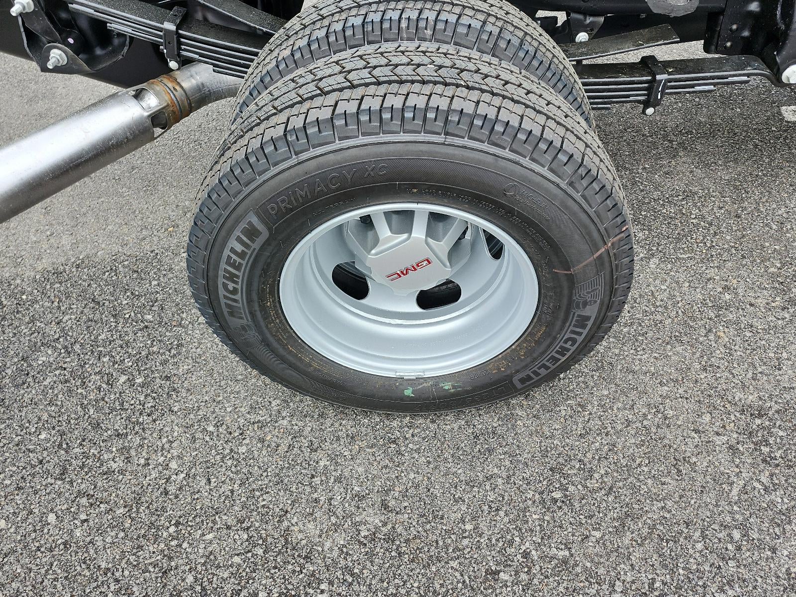 2026 GMC Sierra 3500 HD Chassis Cab 4WD Crew Cab 177" WB, 60" CA Pro