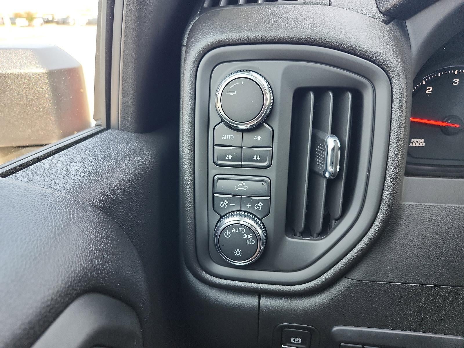 2026 GMC Sierra 3500 HD Chassis Cab 4WD Crew Cab 177" WB, 60" CA Pro