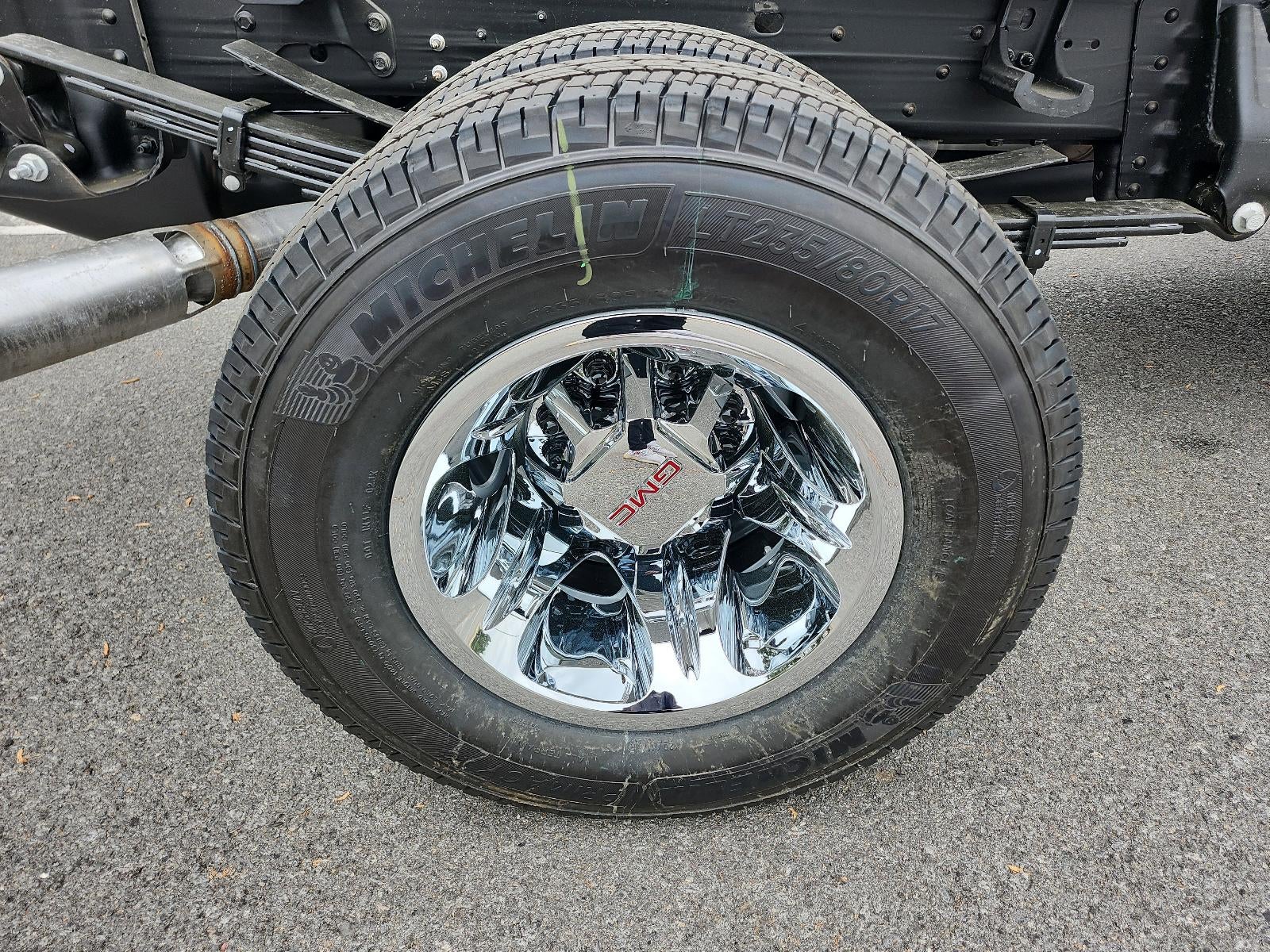 2026 GMC Sierra 3500 HD Chassis Cab 4WD Crew Cab 177" WB, 60" CA SLE