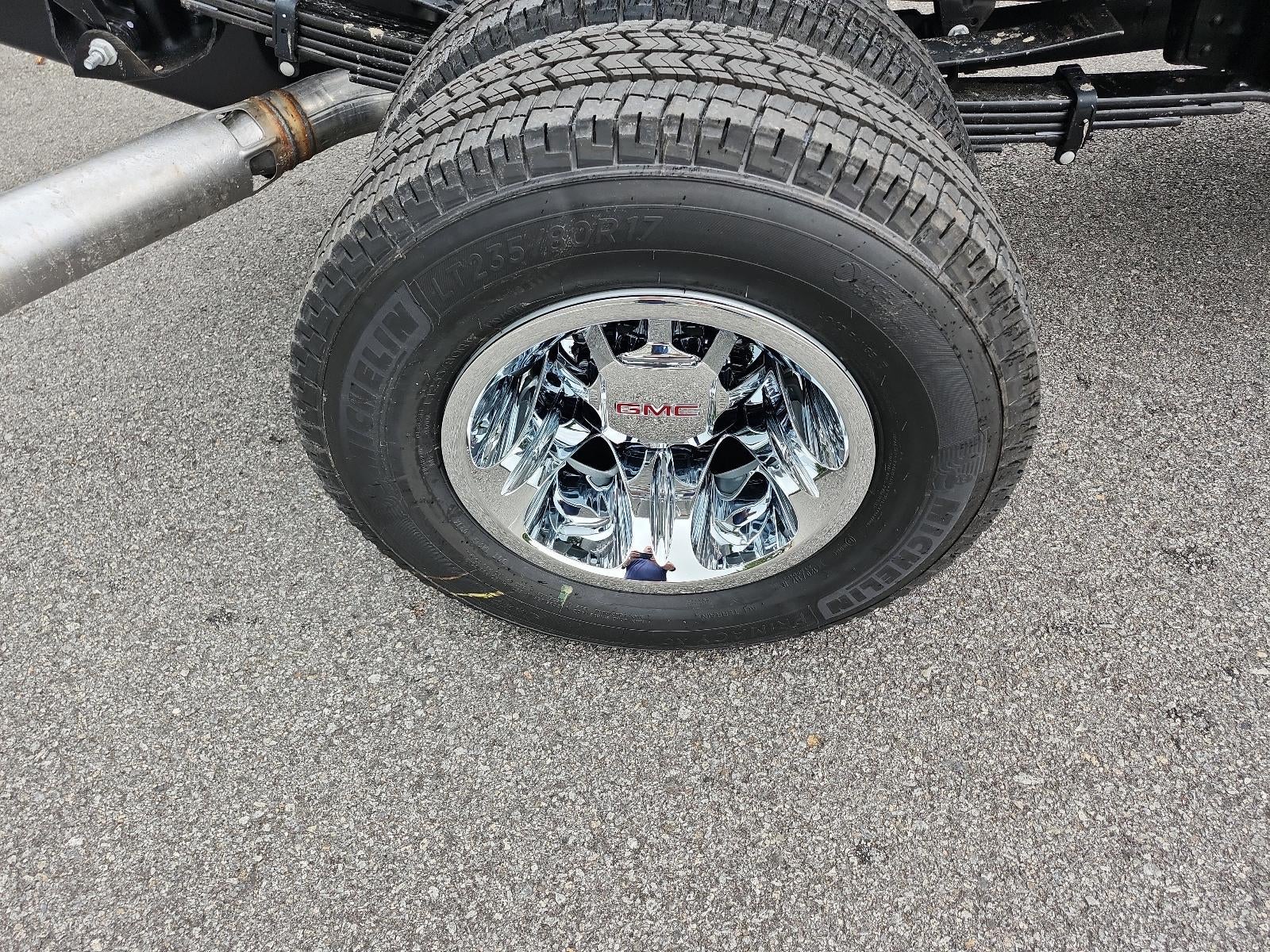 2026 GMC Sierra 3500 HD Chassis Cab 4WD Crew Cab 177" WB, 60" CA SLE