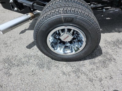 2026 GMC Sierra 3500 HD Chassis Cab 4WD Crew Cab 177" WB, 60" CA SLE