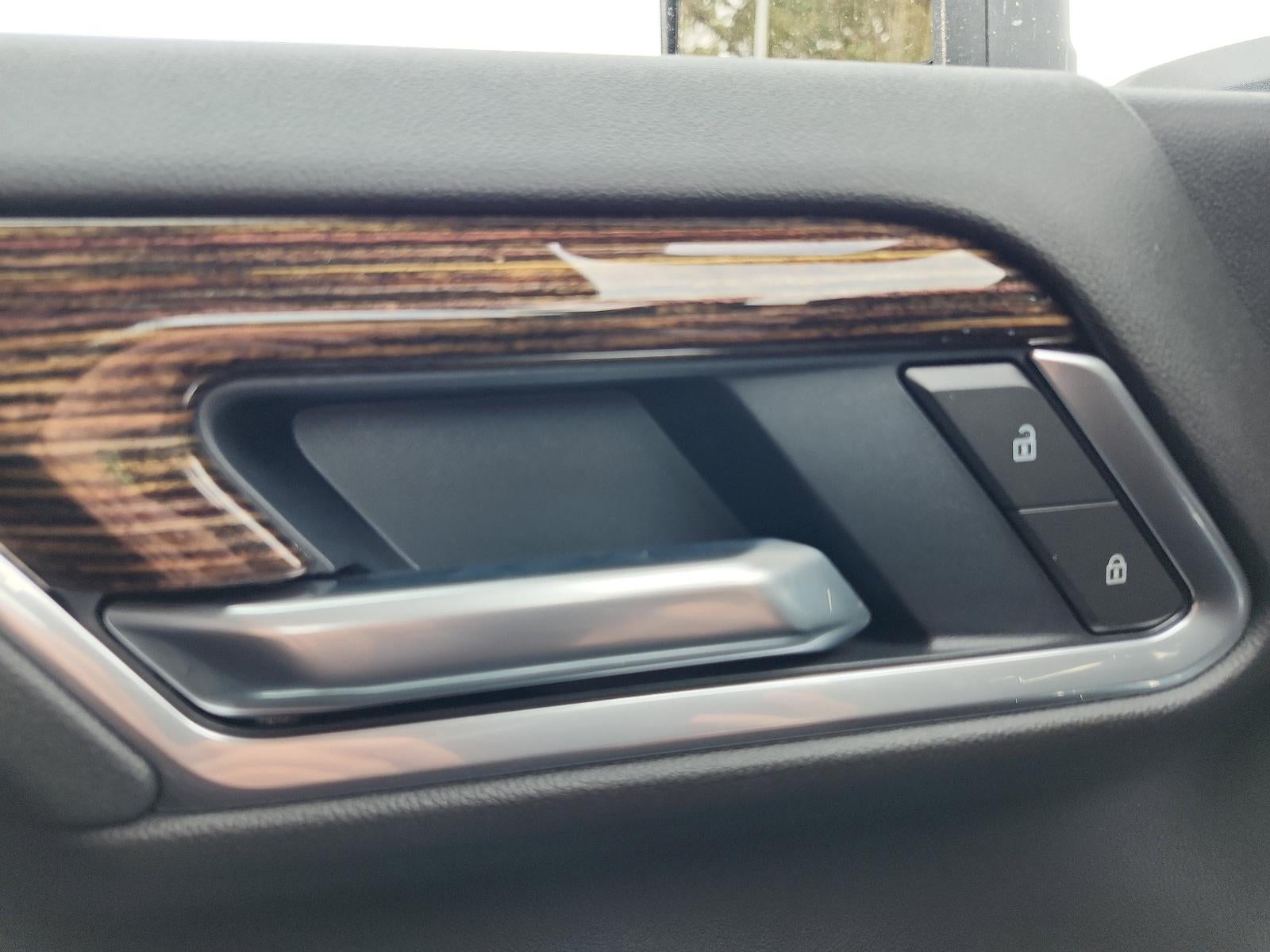 2026 GMC Sierra 3500 HD Chassis Cab 4WD Crew Cab 177" WB, 60" CA SLE