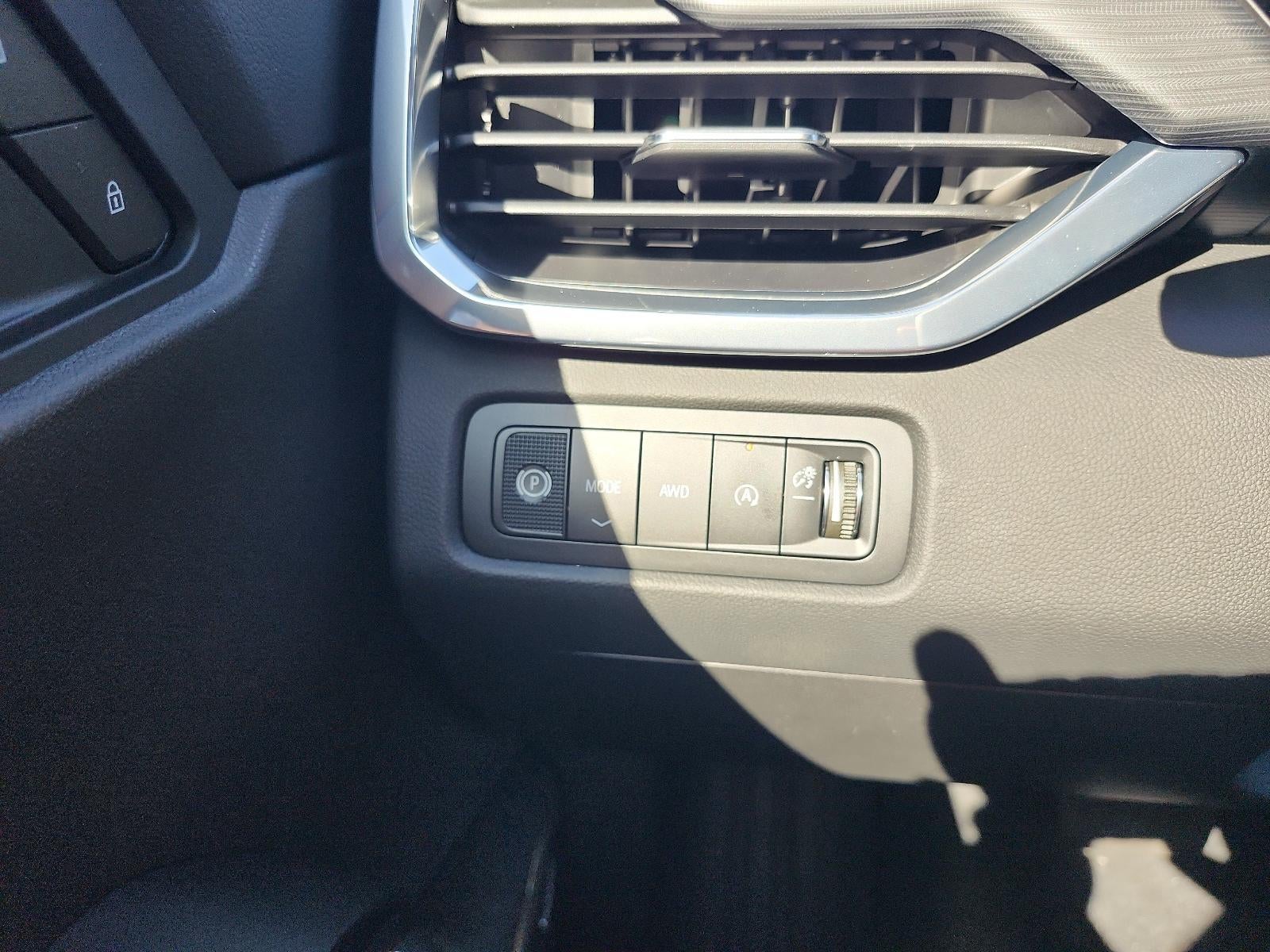 2027 GMC Acadia AWD Elevation w/4SD