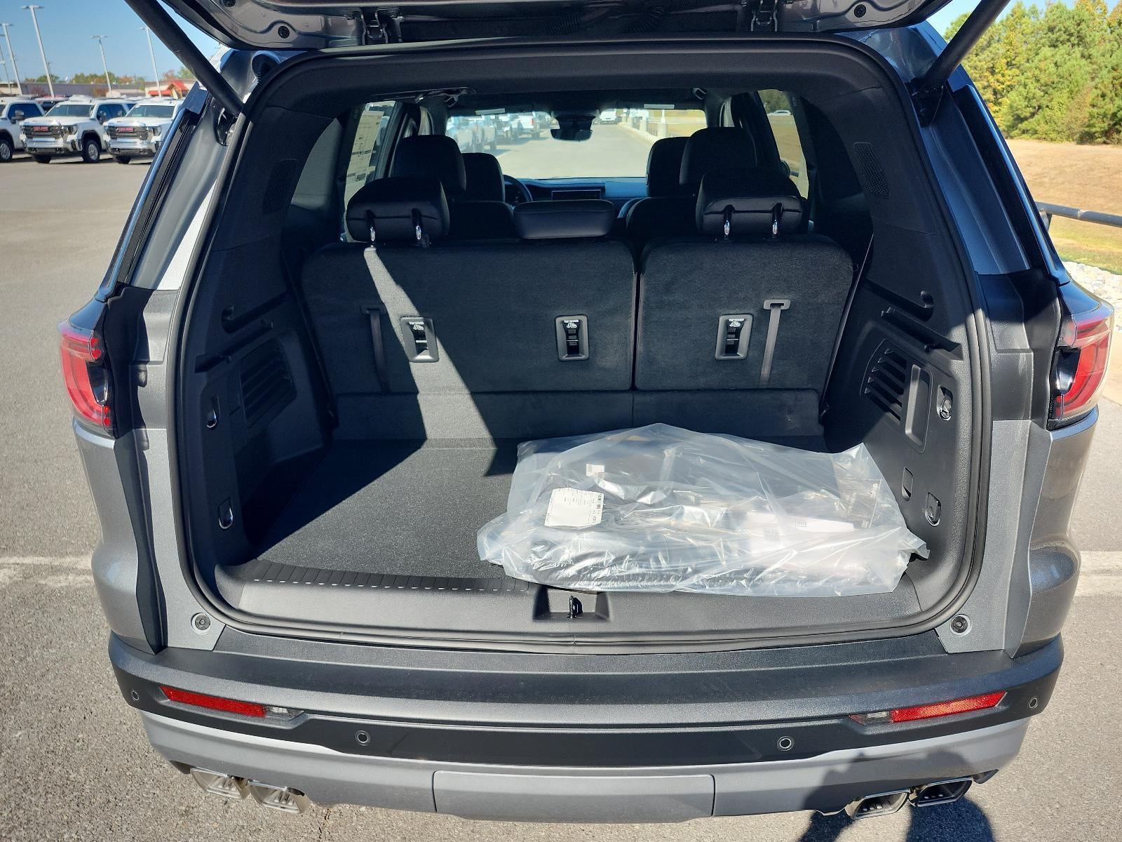 2027 GMC Acadia AWD Elevation w/4SD