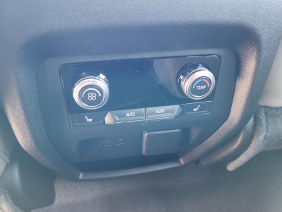 2027 GMC Acadia AWD Elevation w/4SD