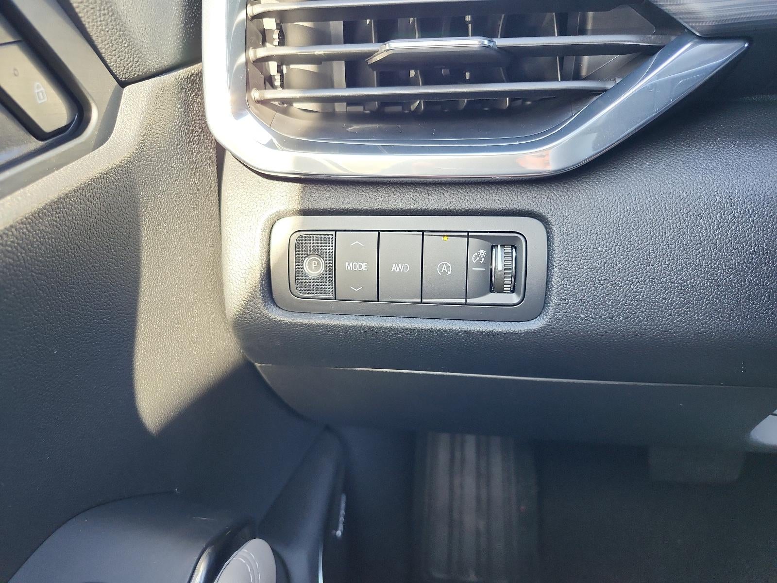 2027 GMC Acadia AWD Elevation w/4SD