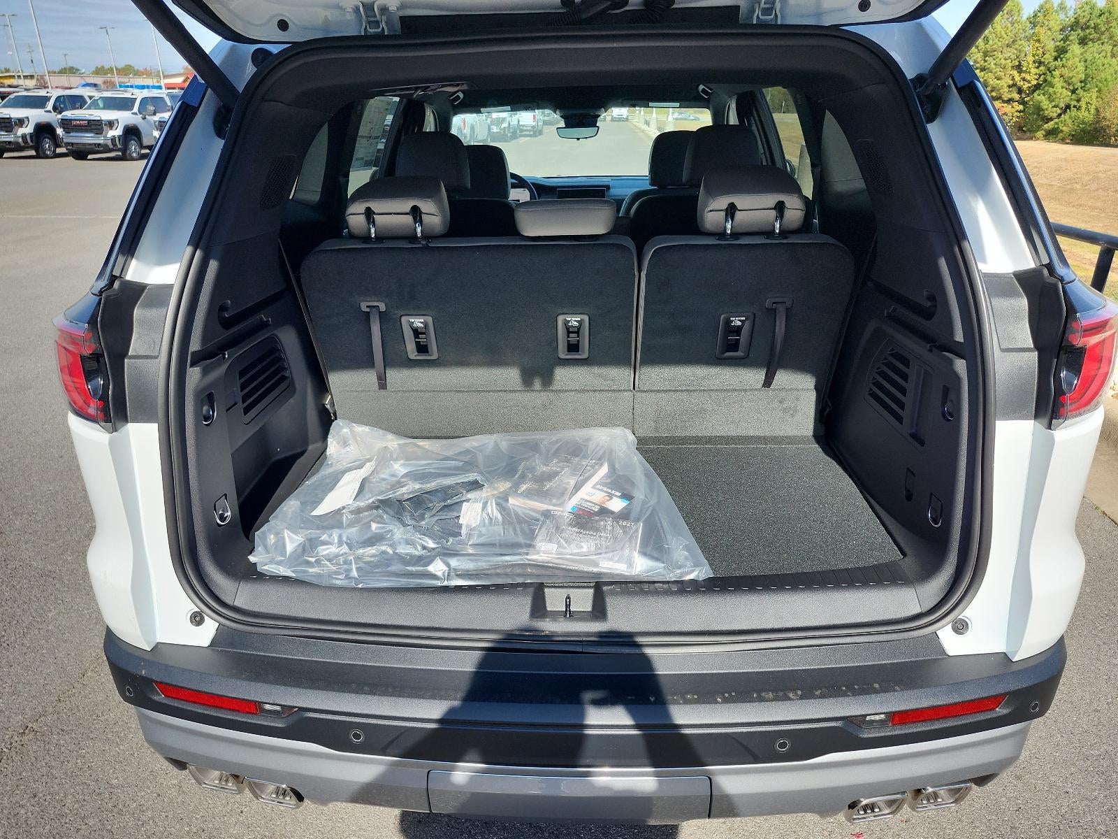 2027 GMC Acadia AWD Elevation w/4SD