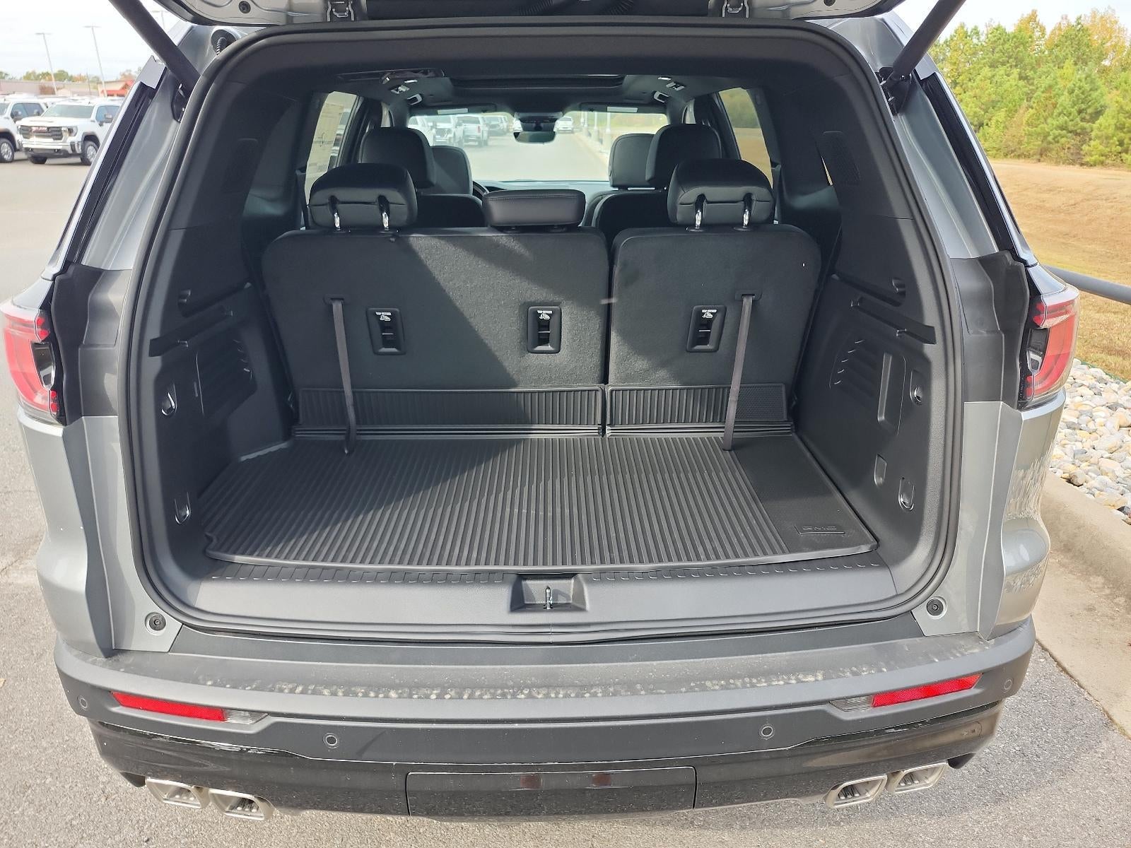 2027 GMC Acadia AWD AT4