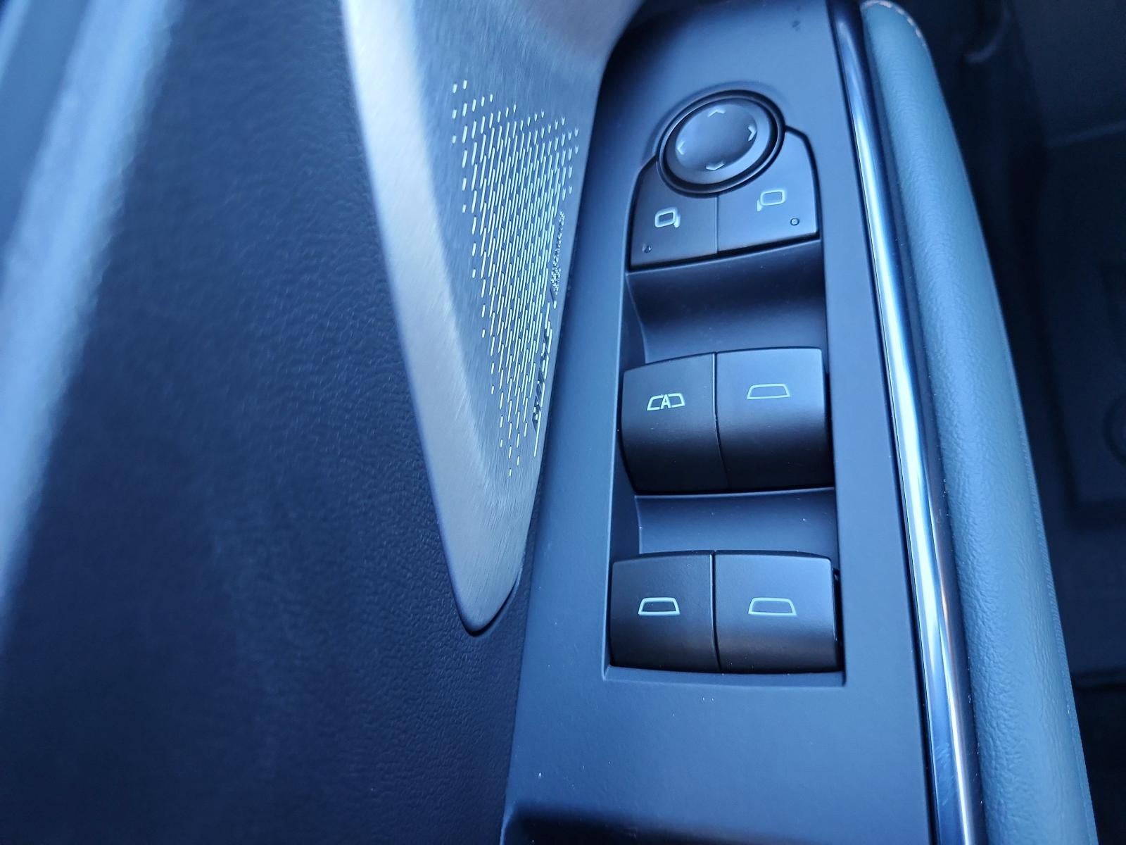 2027 GMC Acadia AWD AT4