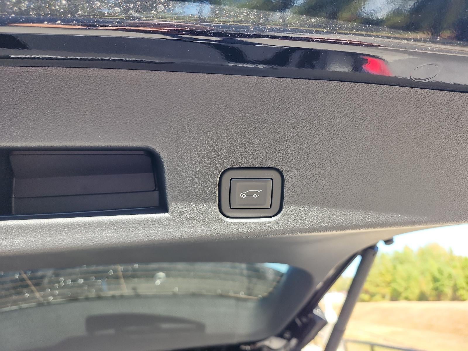 2027 GMC Acadia AWD AT4