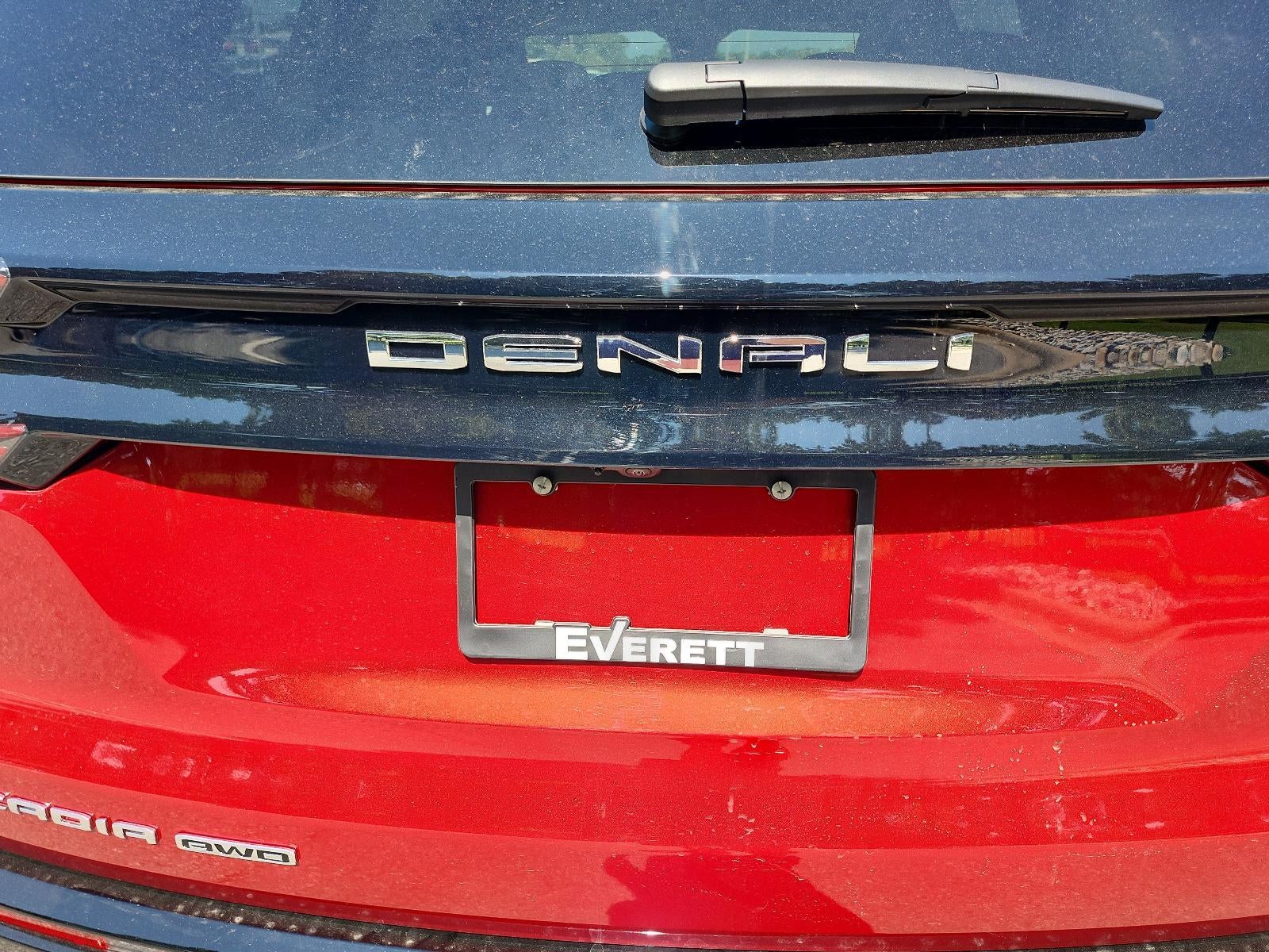 2027 GMC Acadia AWD Denali
