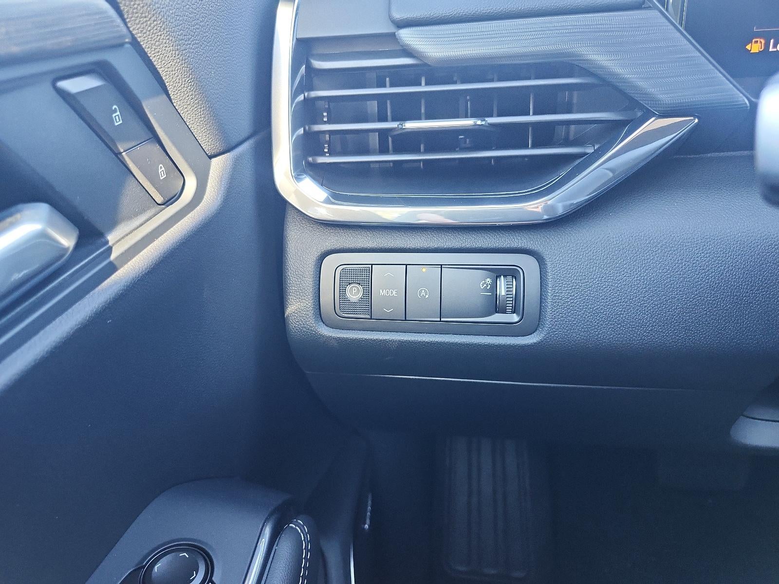 2027 GMC Acadia FWD Elevation w/4SC