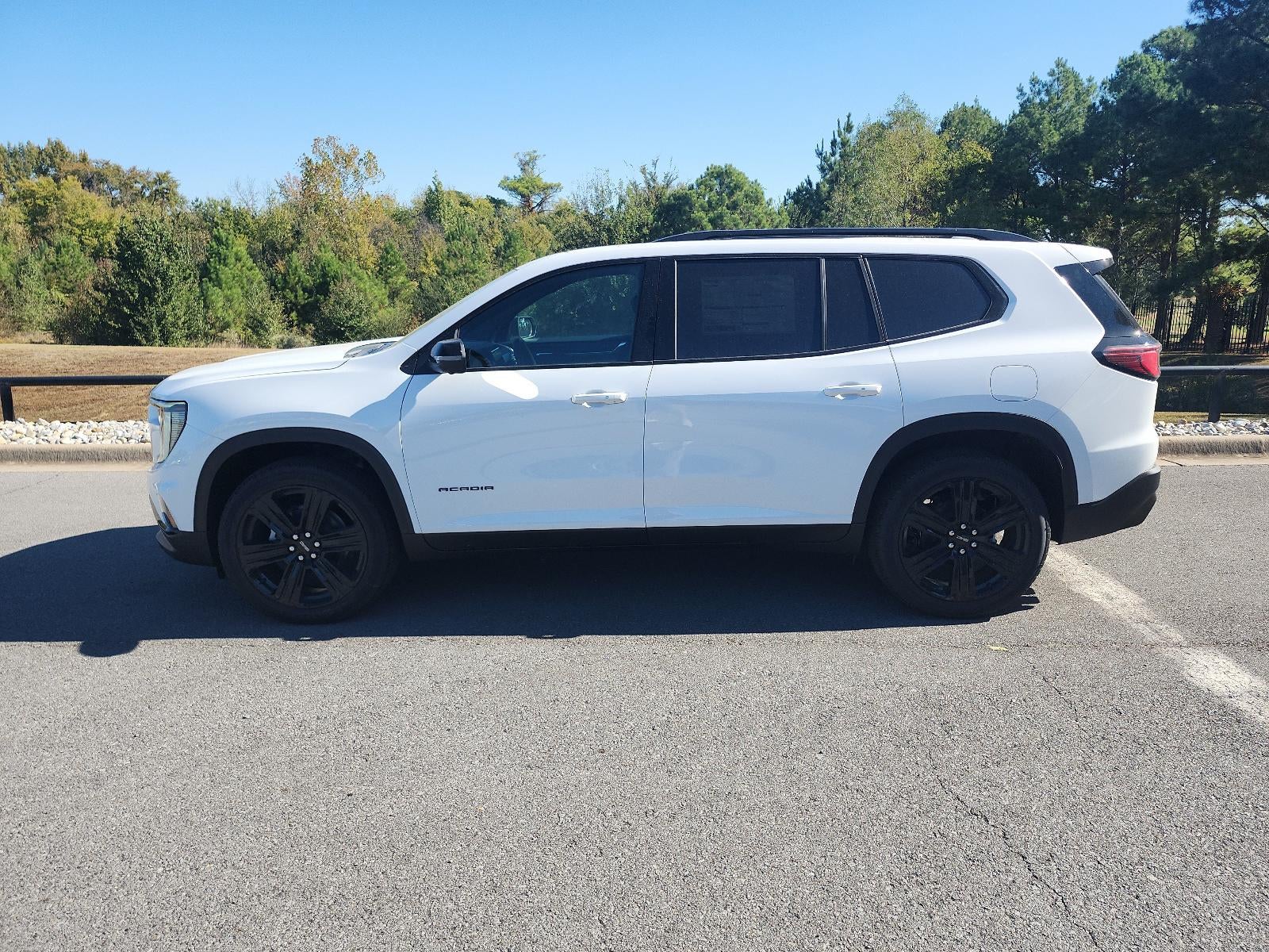 2027 GMC Acadia FWD Elevation w/4SC