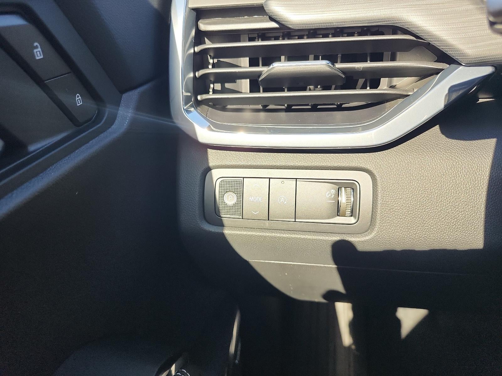 2027 GMC Acadia FWD Elevation w/4SC