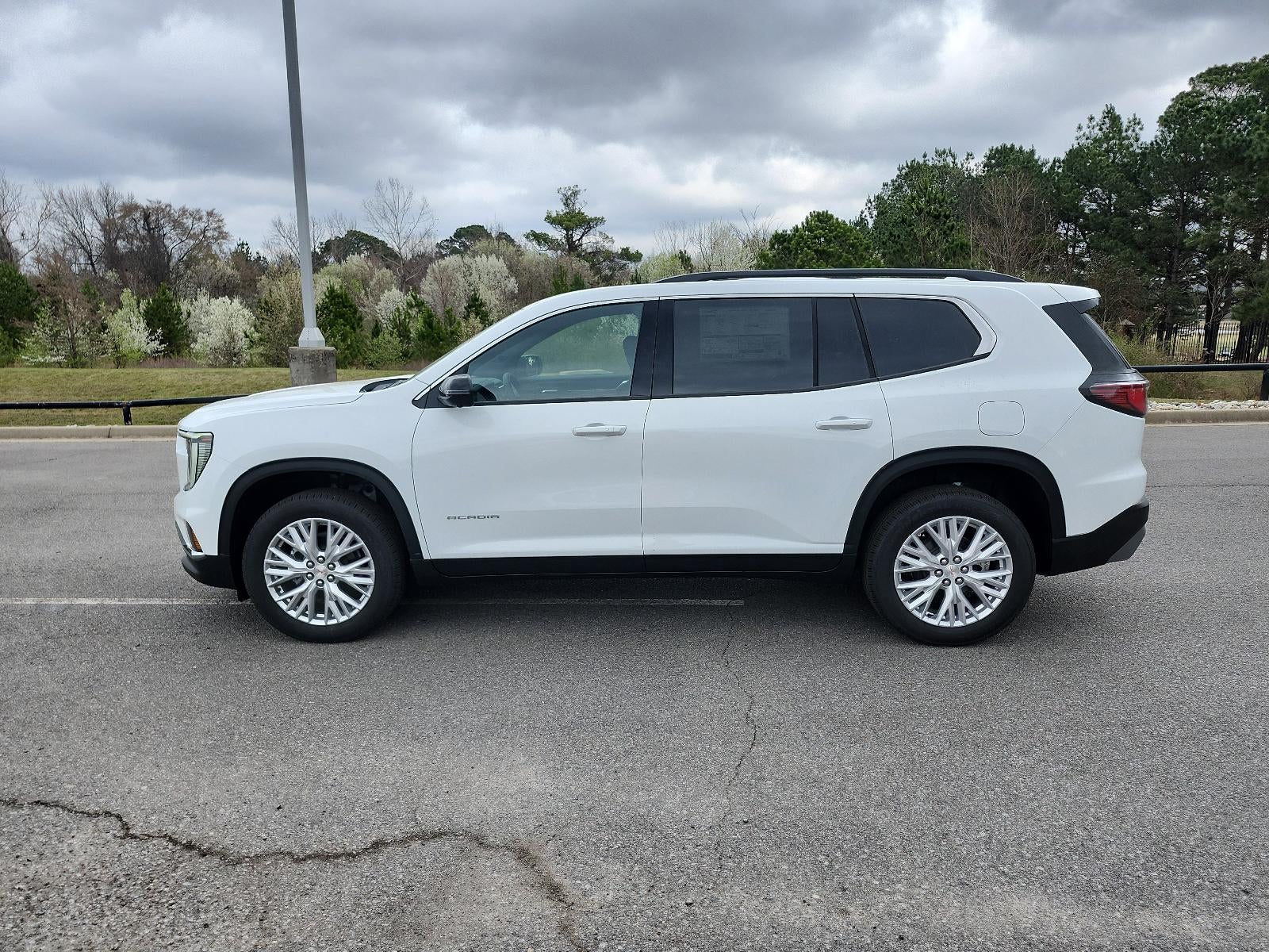 2026 GMC Acadia FWD Elevation