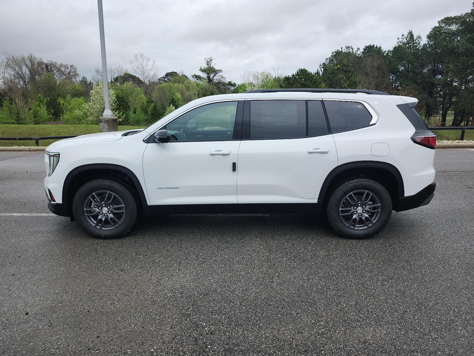 2026 GMC Acadia FWD Elevation