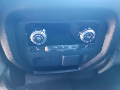 2027 GMC Acadia FWD Elevation w/4SC