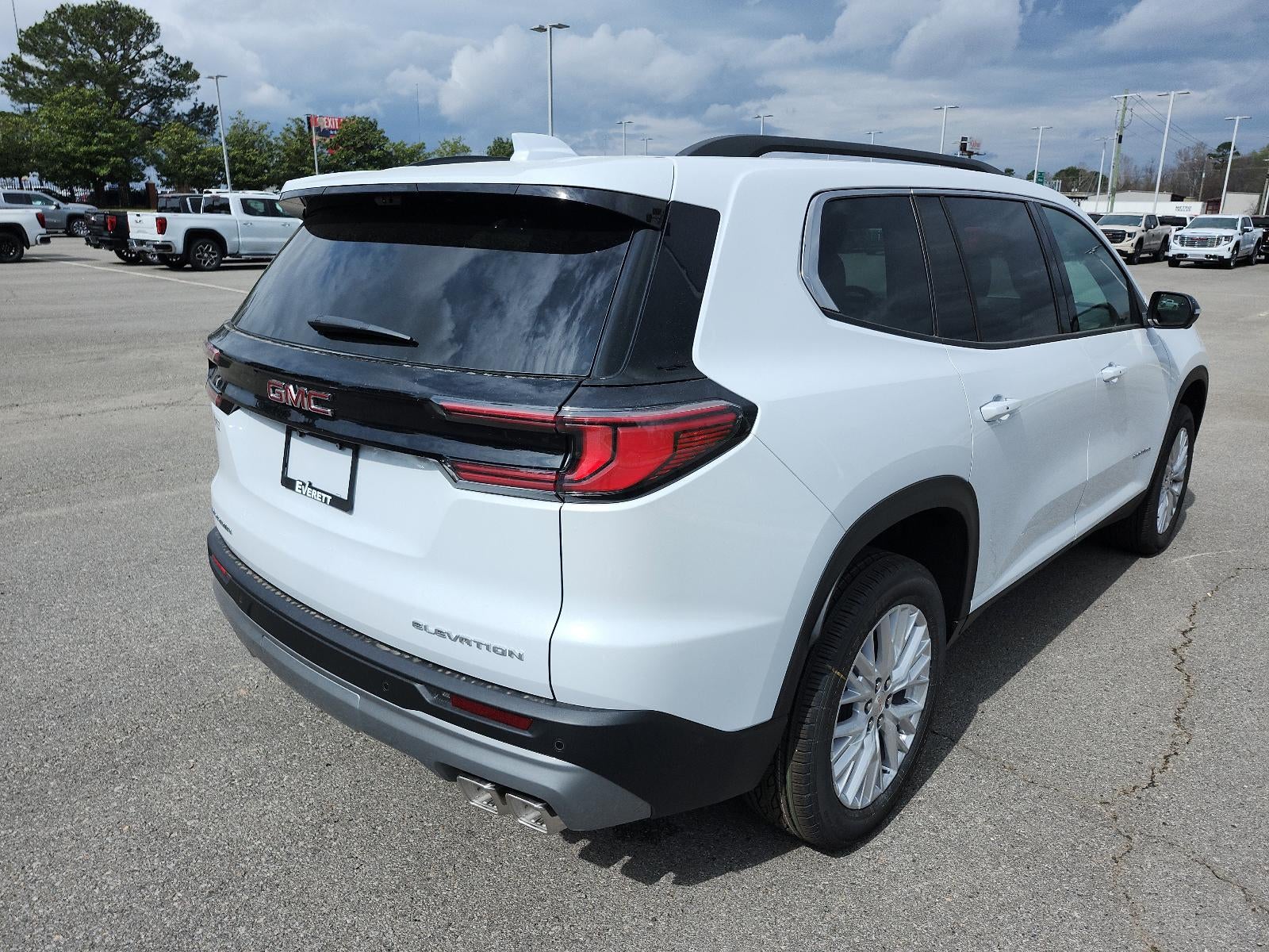 2026 GMC Acadia FWD Elevation