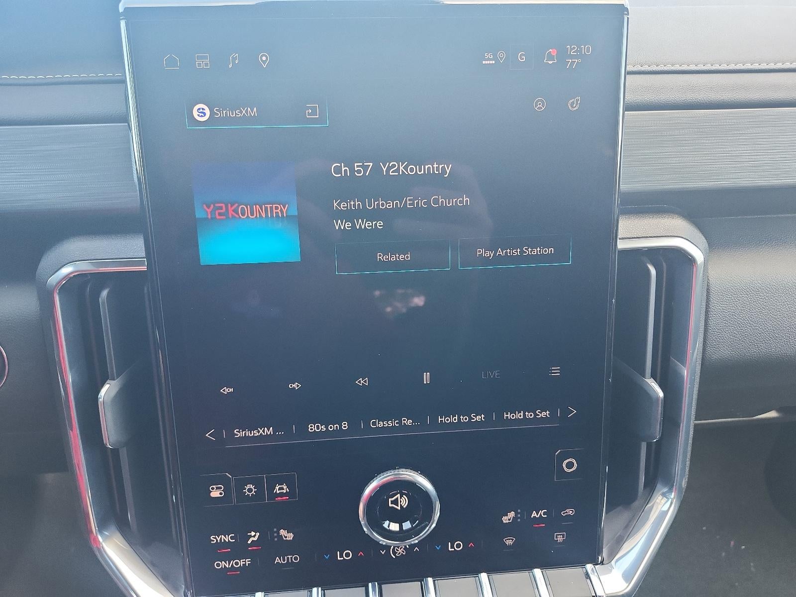 2027 GMC Acadia FWD Elevation w/4SC
