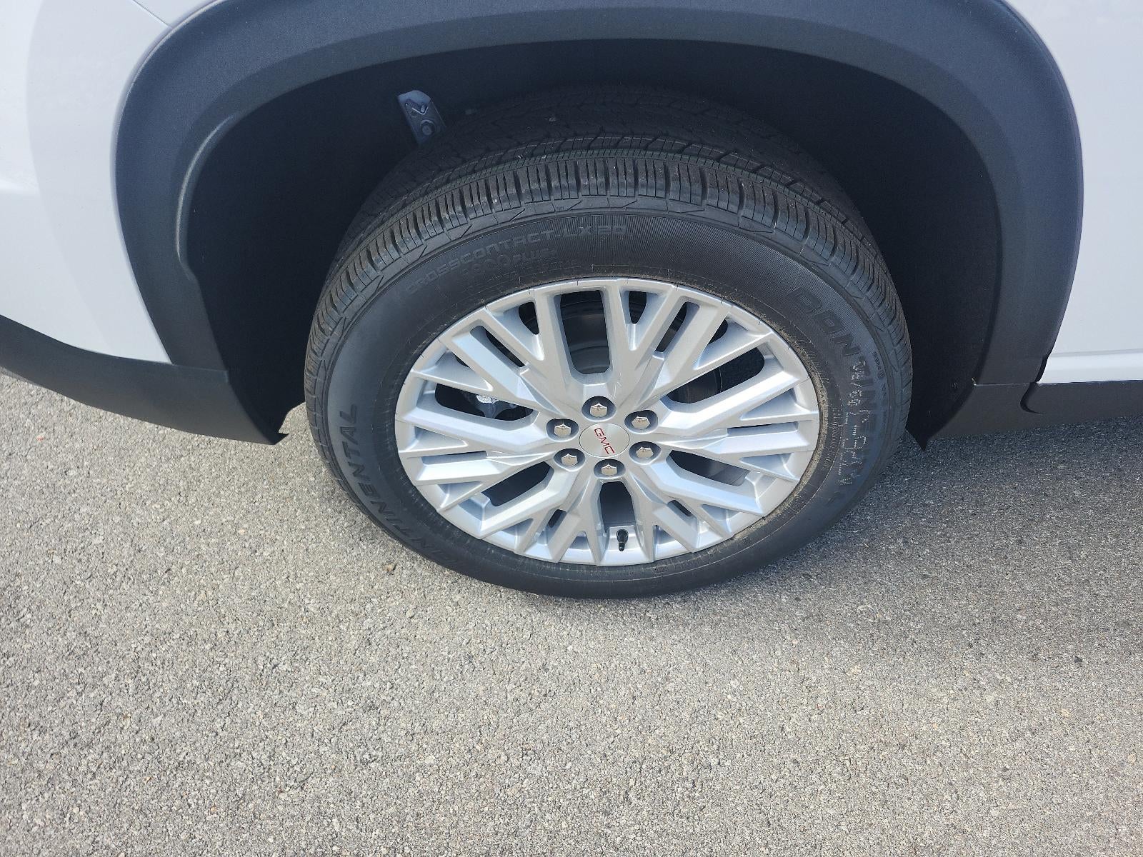 2027 GMC Acadia FWD Elevation w/4SC