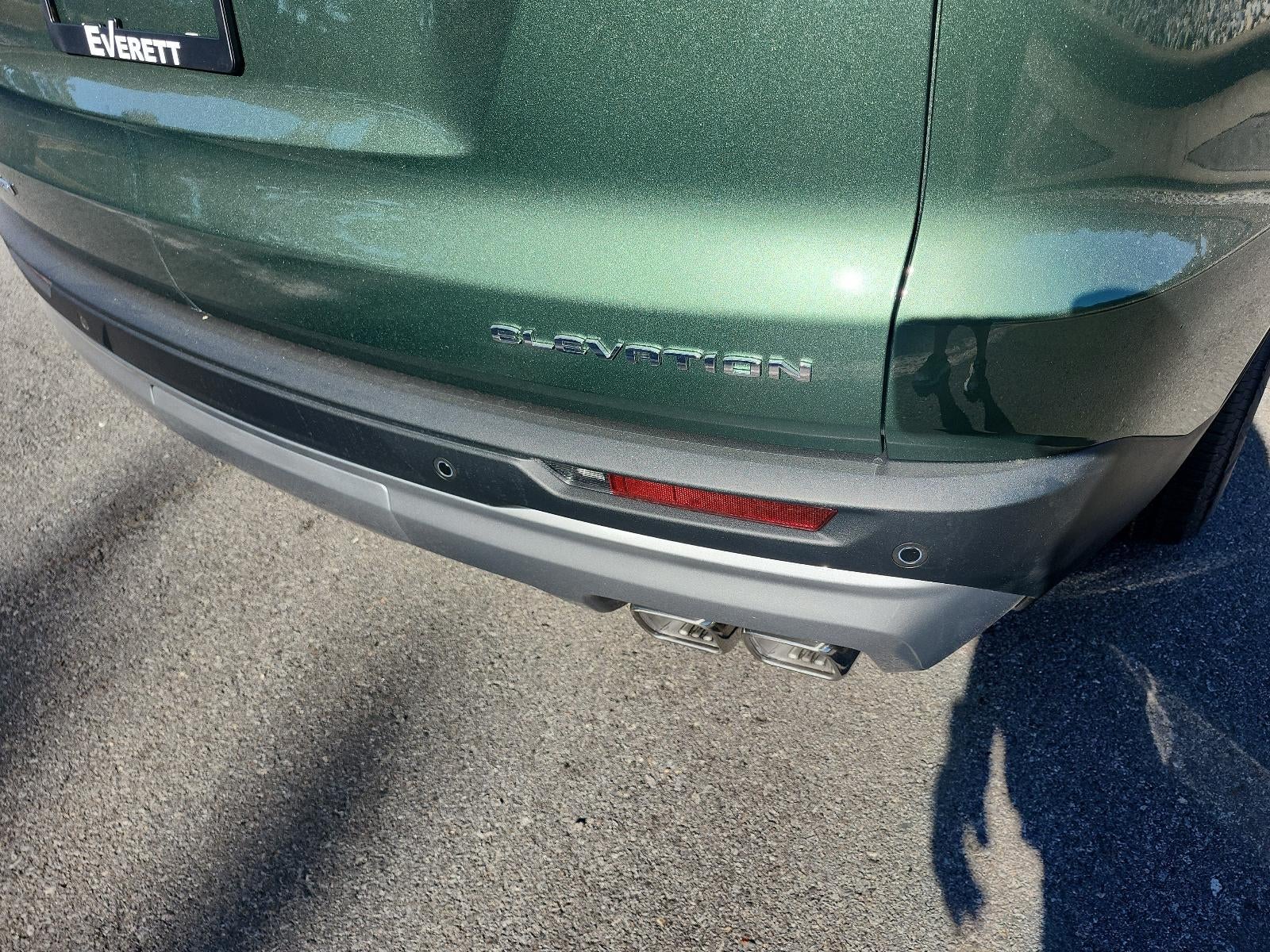 2027 GMC Acadia FWD Elevation w/4SC