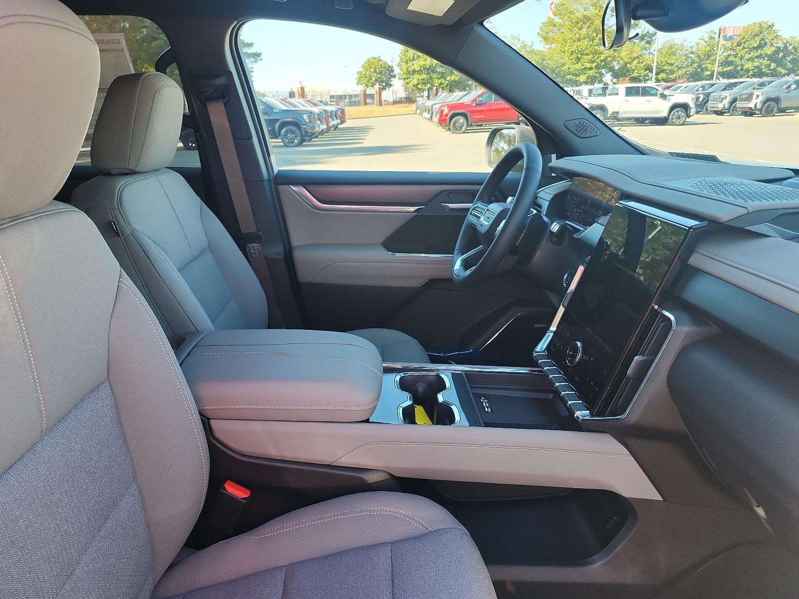 2027 GMC Acadia FWD Elevation w/4SC