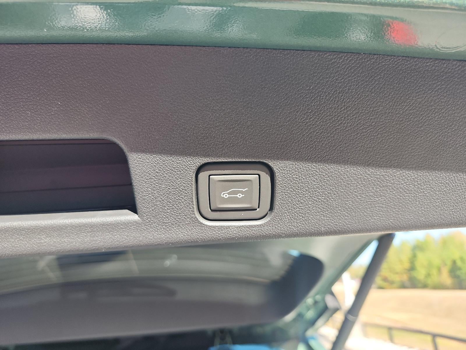 2027 GMC Acadia FWD Elevation w/4SC