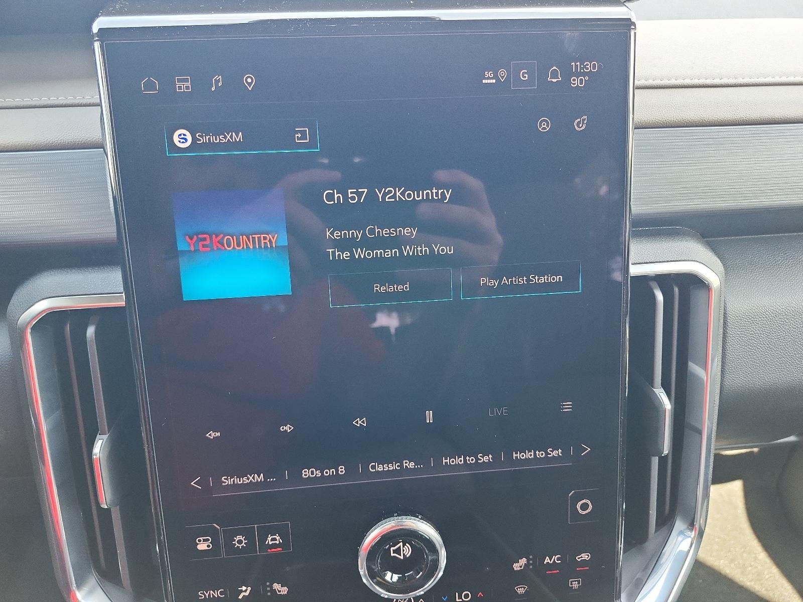 2027 GMC Acadia FWD Elevation w/4SC