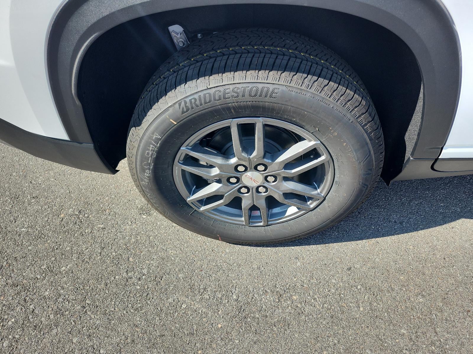 2027 GMC Acadia FWD Elevation w/4SC