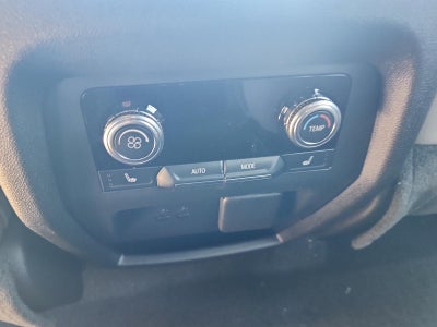 2027 GMC Acadia FWD Elevation w/4SC