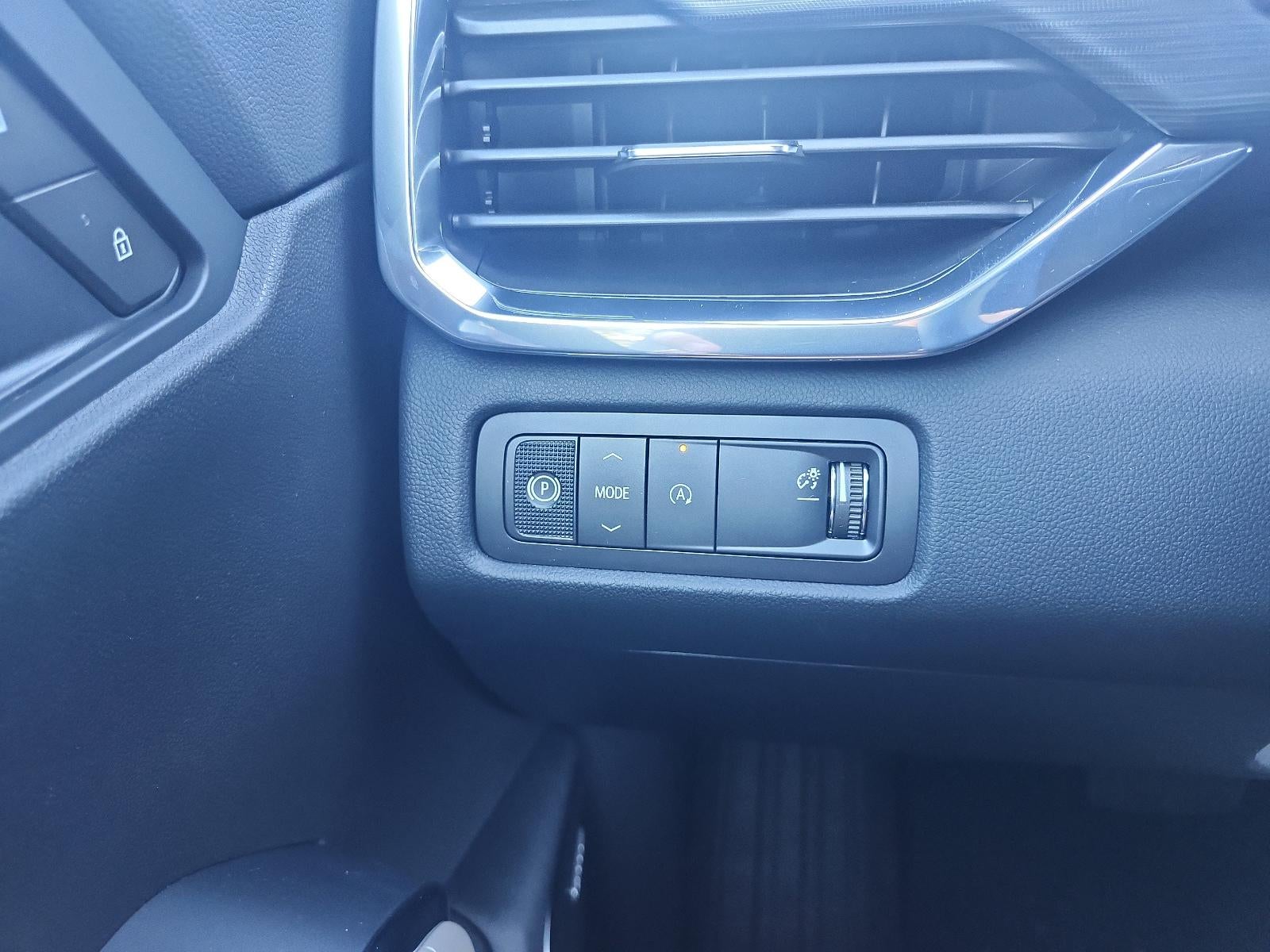 2027 GMC Acadia FWD Elevation w/4SC