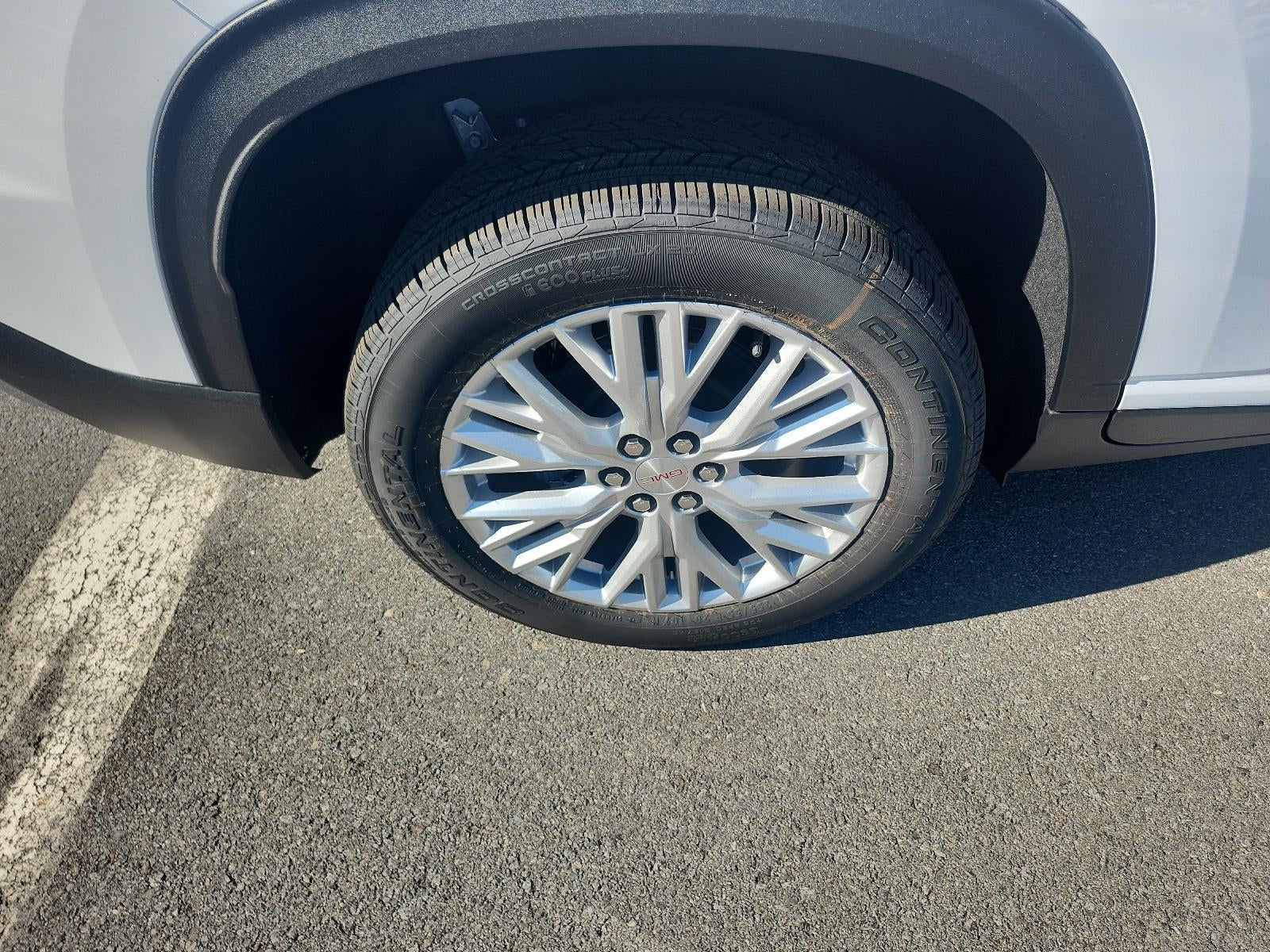 2027 GMC Acadia FWD Elevation w/4SC