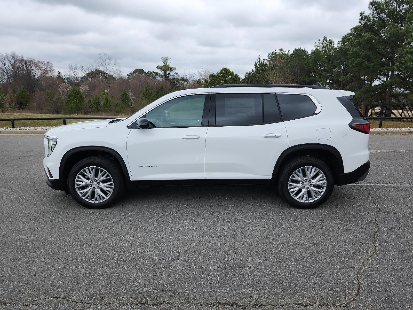 2026 GMC Acadia FWD Elevation