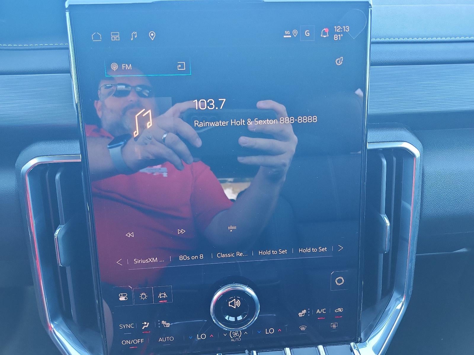 2027 GMC Acadia FWD Elevation w/4SC